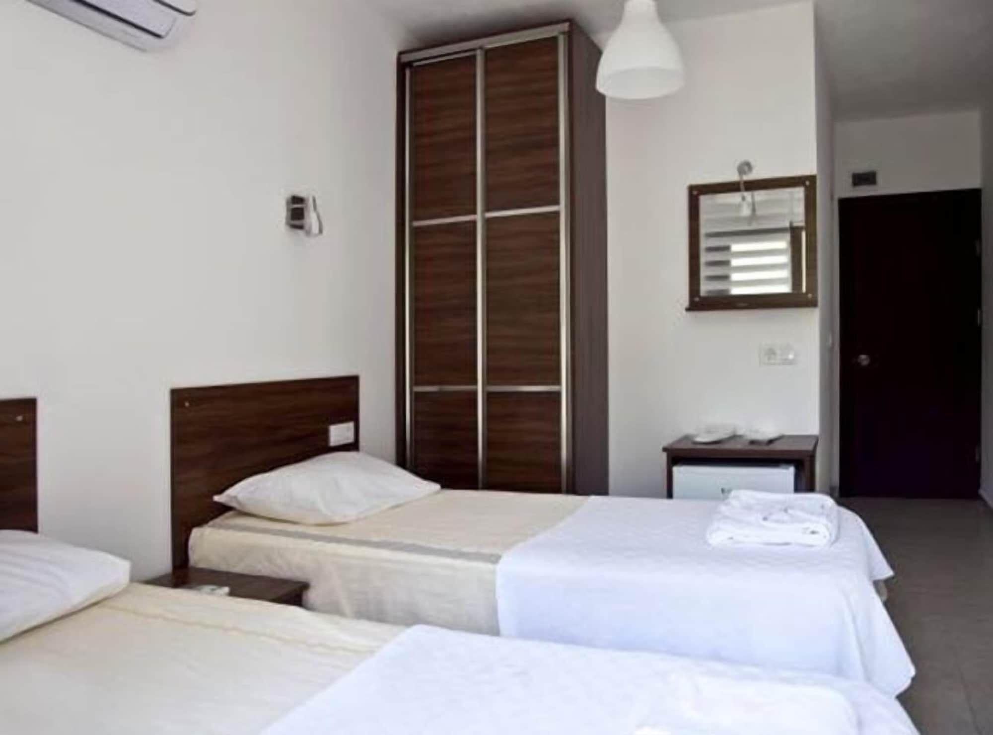 Sahin Motel & Restaurant Yalıçiftlik Eksteriør billede