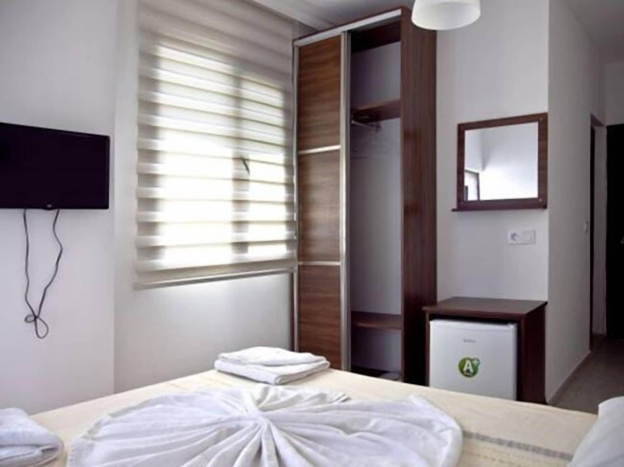 Sahin Motel & Restaurant Yalıçiftlik Eksteriør billede